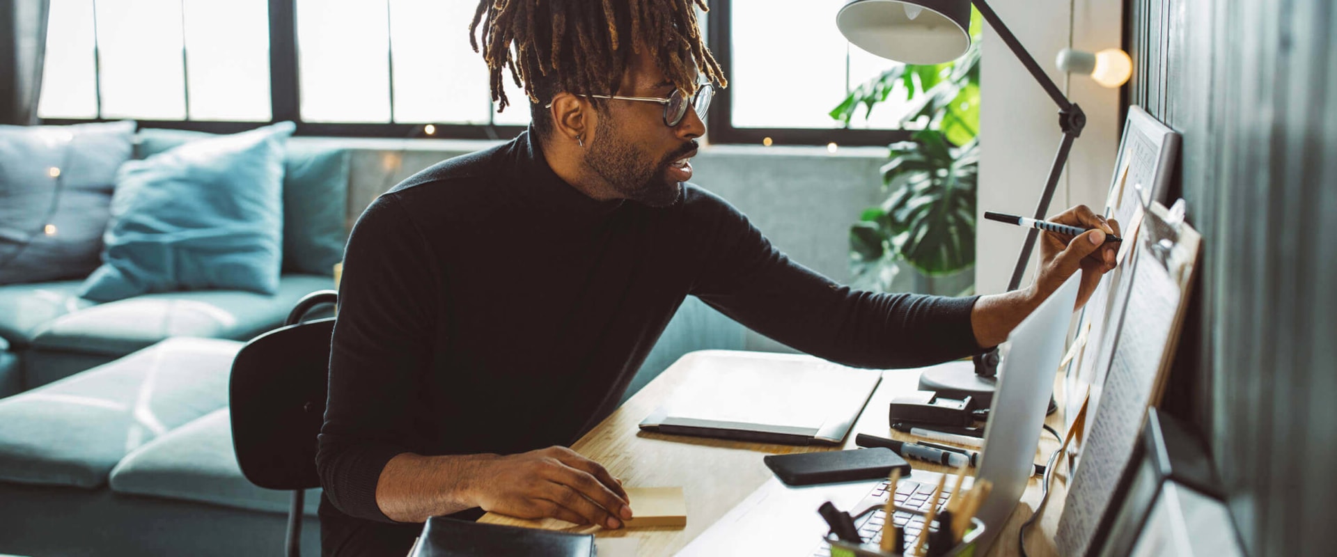 Cutting Back on Non-Essential Expenses: Tips for Budget-Friendly Living